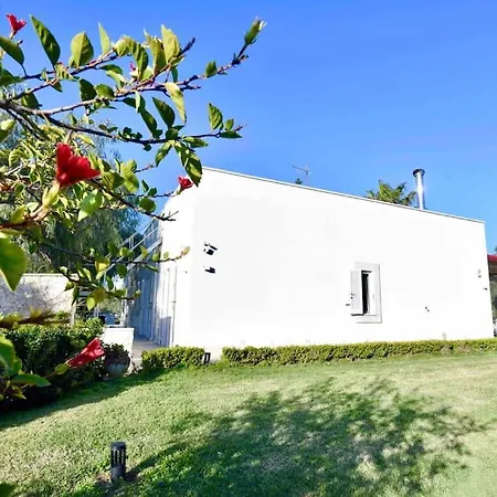 Con Piscina+jacuzzi3 Minuti Dal Mare Villa *