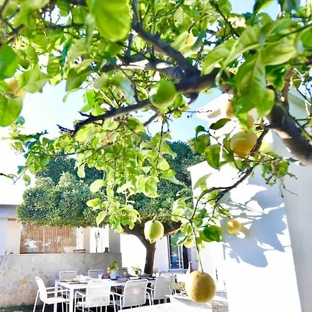 Villa Con Piscina+jacuzzi3 Minuti Dal Mare
