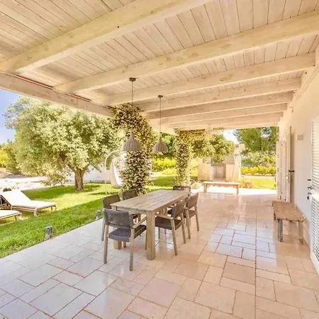 Вилла Con Piscina+jacuzzi3 Minuti Dal Mare *